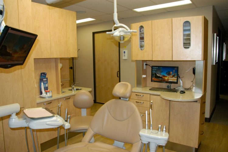 Anna K. Choe DDS-Pasadena Dentist-office2